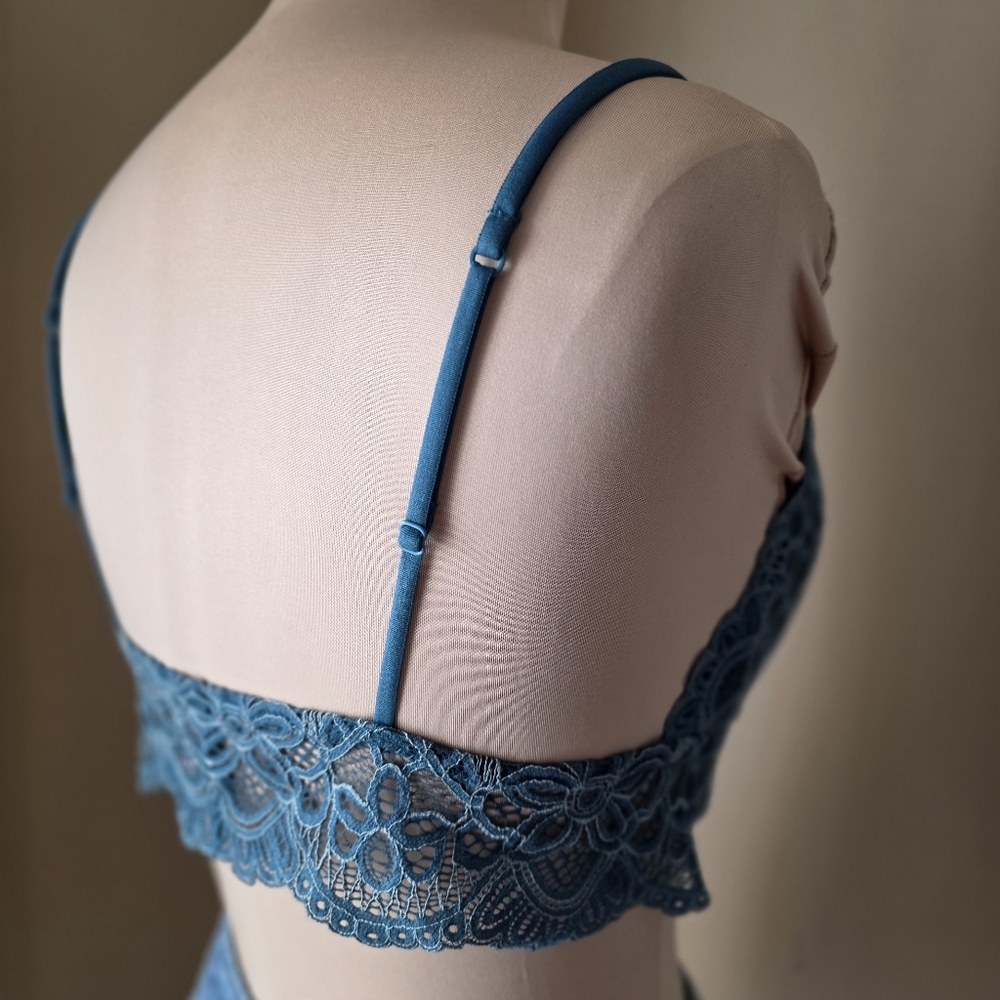 Colsie Dusty Teal Green Lace Bralette Size Large EUC - Picture 5 of 7